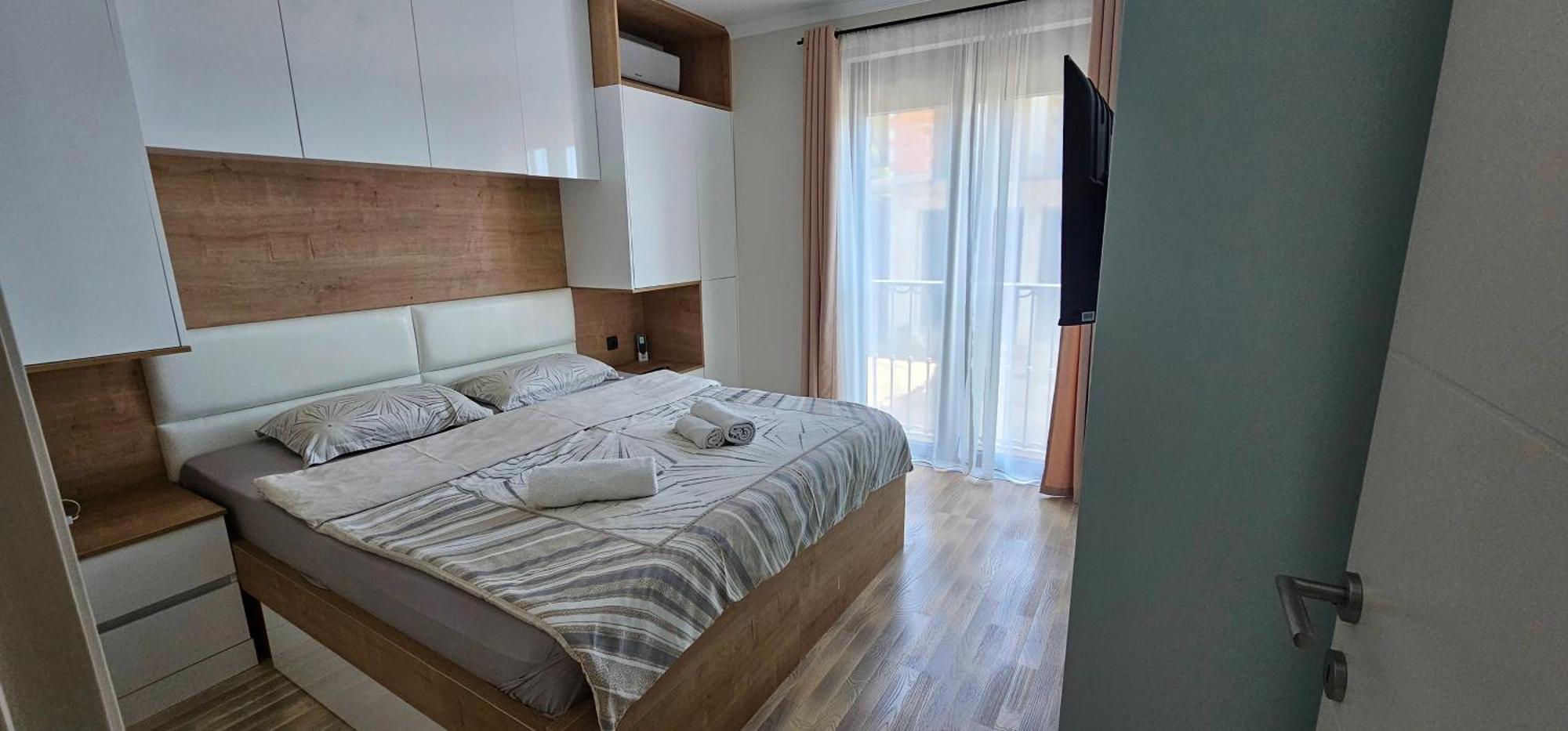 Ralux Apartman ติวัต ภายนอก รูปภาพ