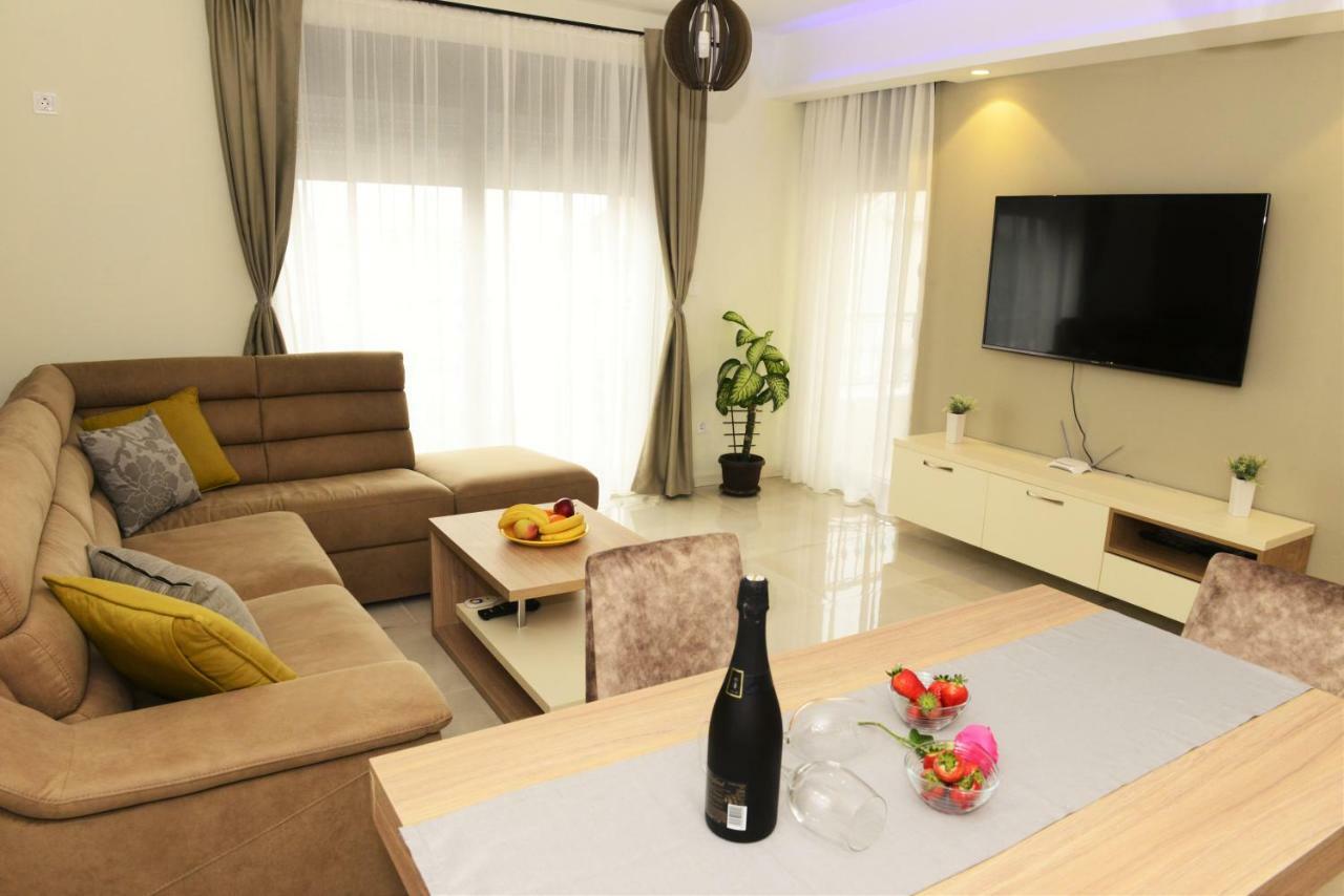 Ralux Apartman ติวัต ภายนอก รูปภาพ