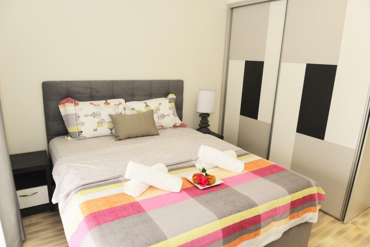 Ralux Apartman ติวัต ภายนอก รูปภาพ