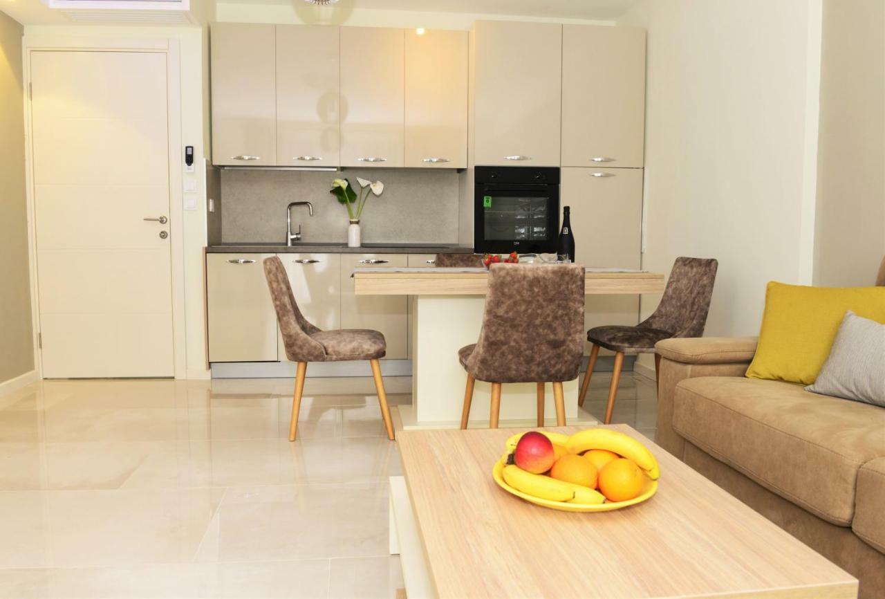 Ralux Apartman ติวัต ภายนอก รูปภาพ