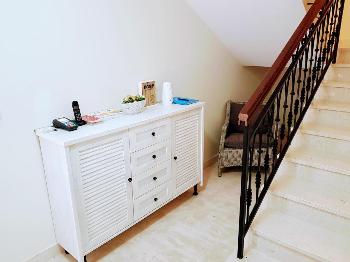 Ralux Apartman ติวัต ภายนอก รูปภาพ