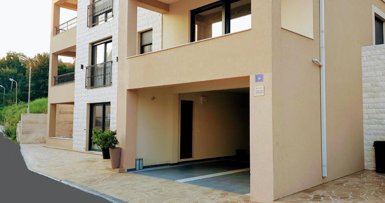Ralux Apartman ติวัต ภายนอก รูปภาพ