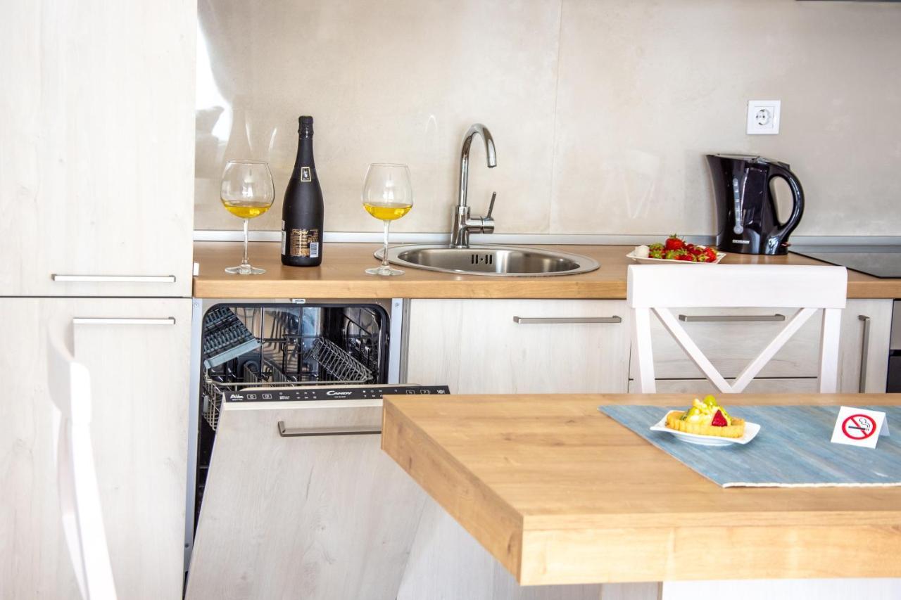Ralux Apartman ติวัต ภายนอก รูปภาพ