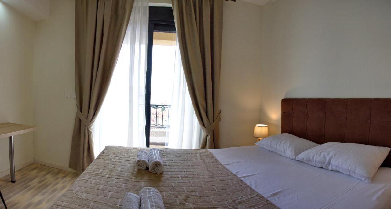Ralux Apartman ติวัต ภายนอก รูปภาพ